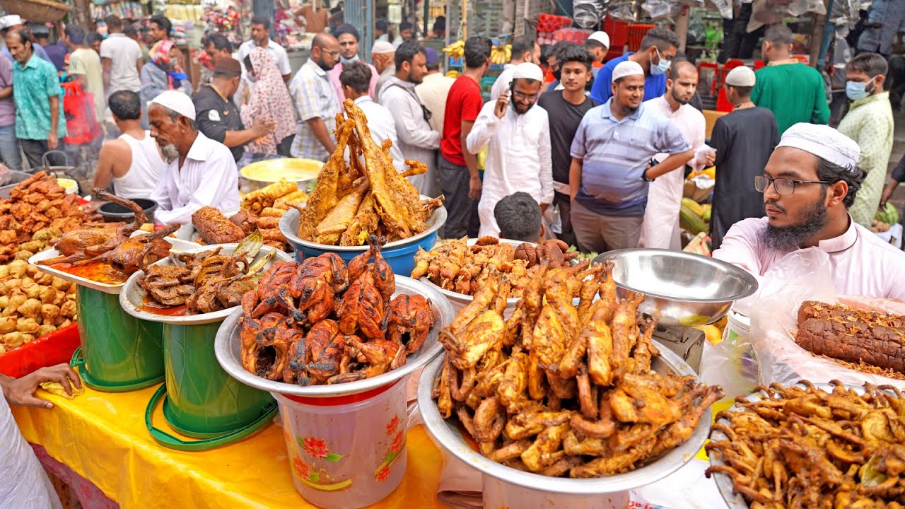 Setelah Dua Tahun Mati Suri, Pasar Iftar Bangladesh Ramai Kembali ...